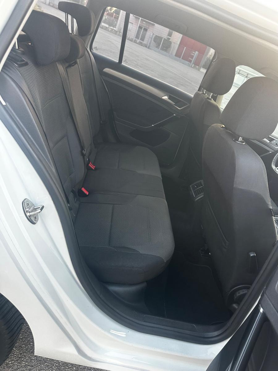 VOLKSWAGEN - Golf Variant - 1.6 TDI 110 CV Business BMT