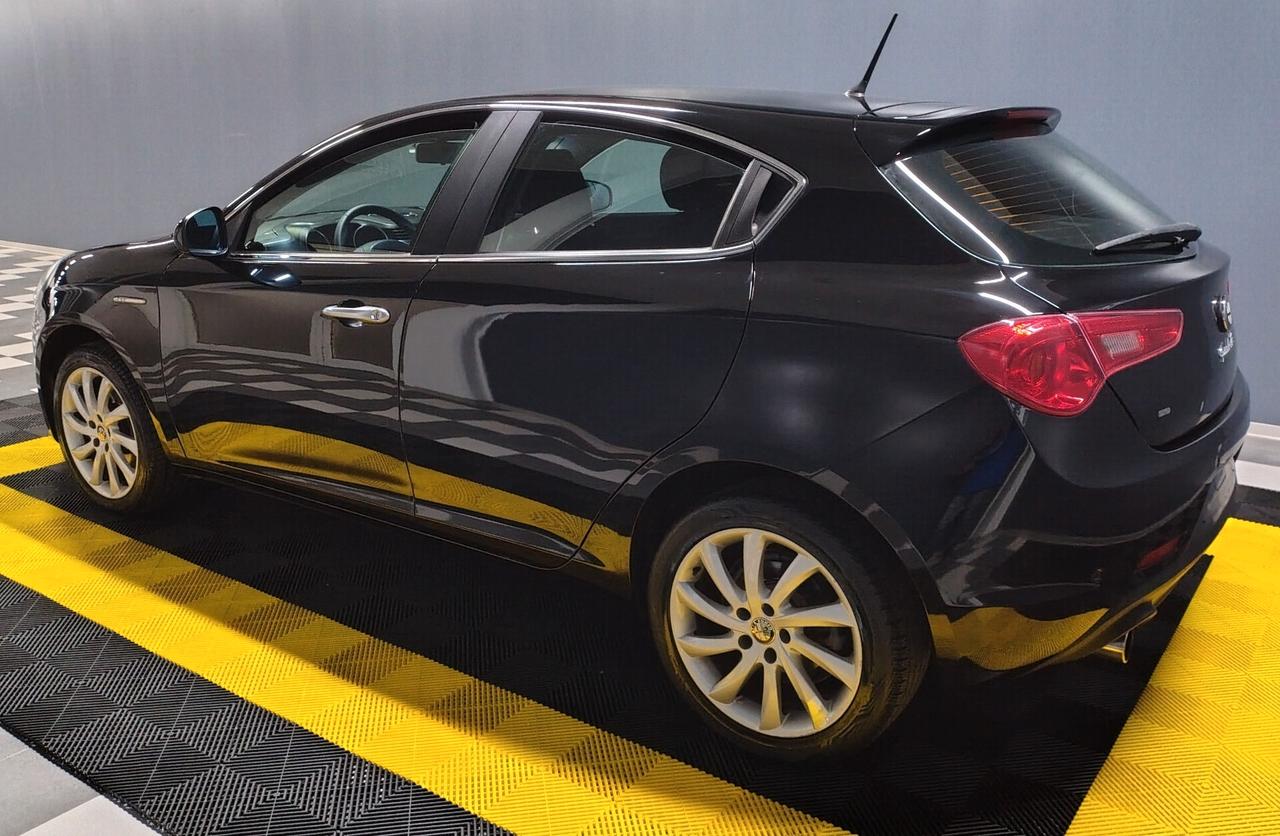 Alfa Romeo Giulietta 2.0 JTDm-2 140 CV Exclusive