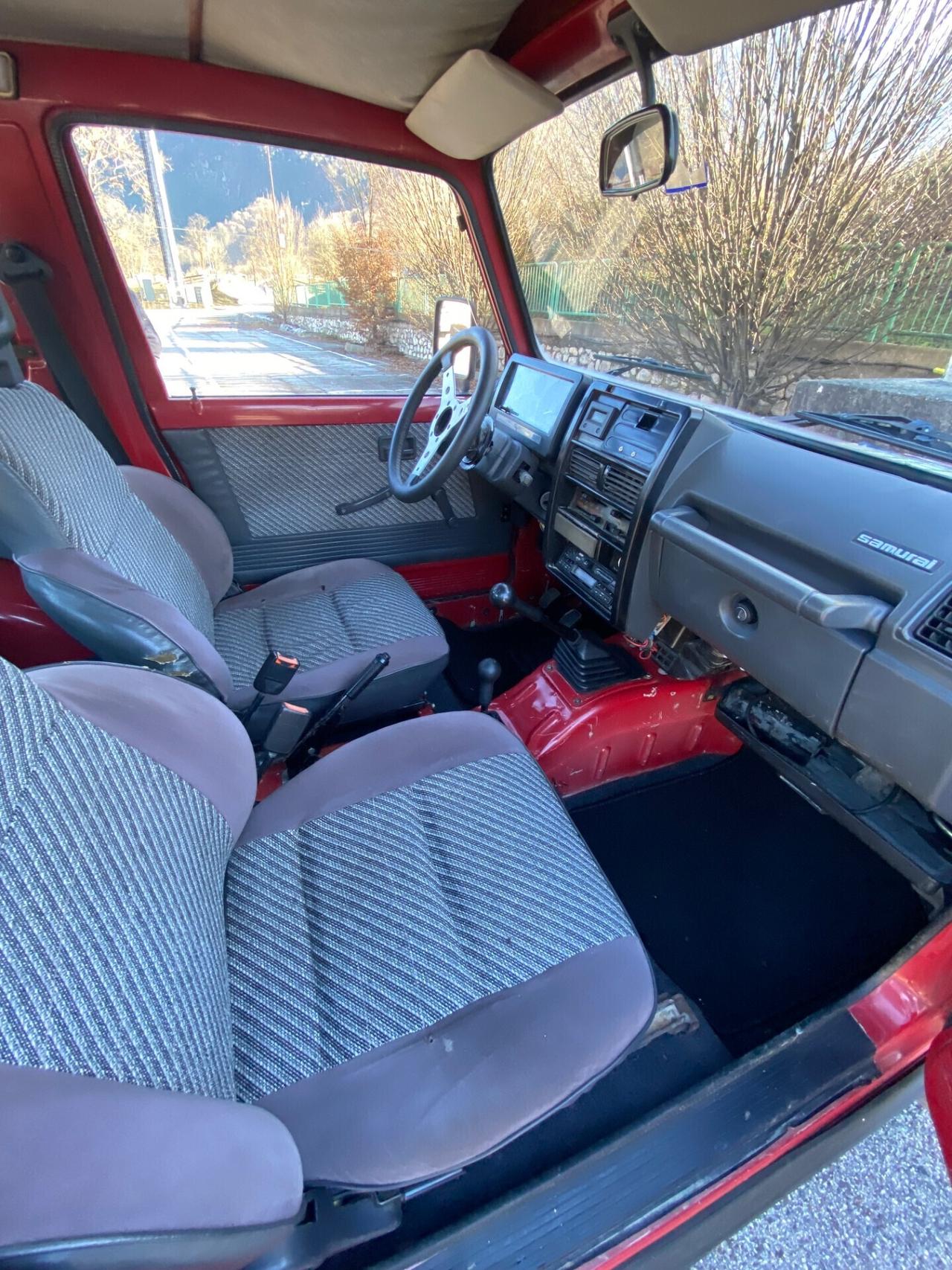 Suzuki SJ 413 Samurai 1.3