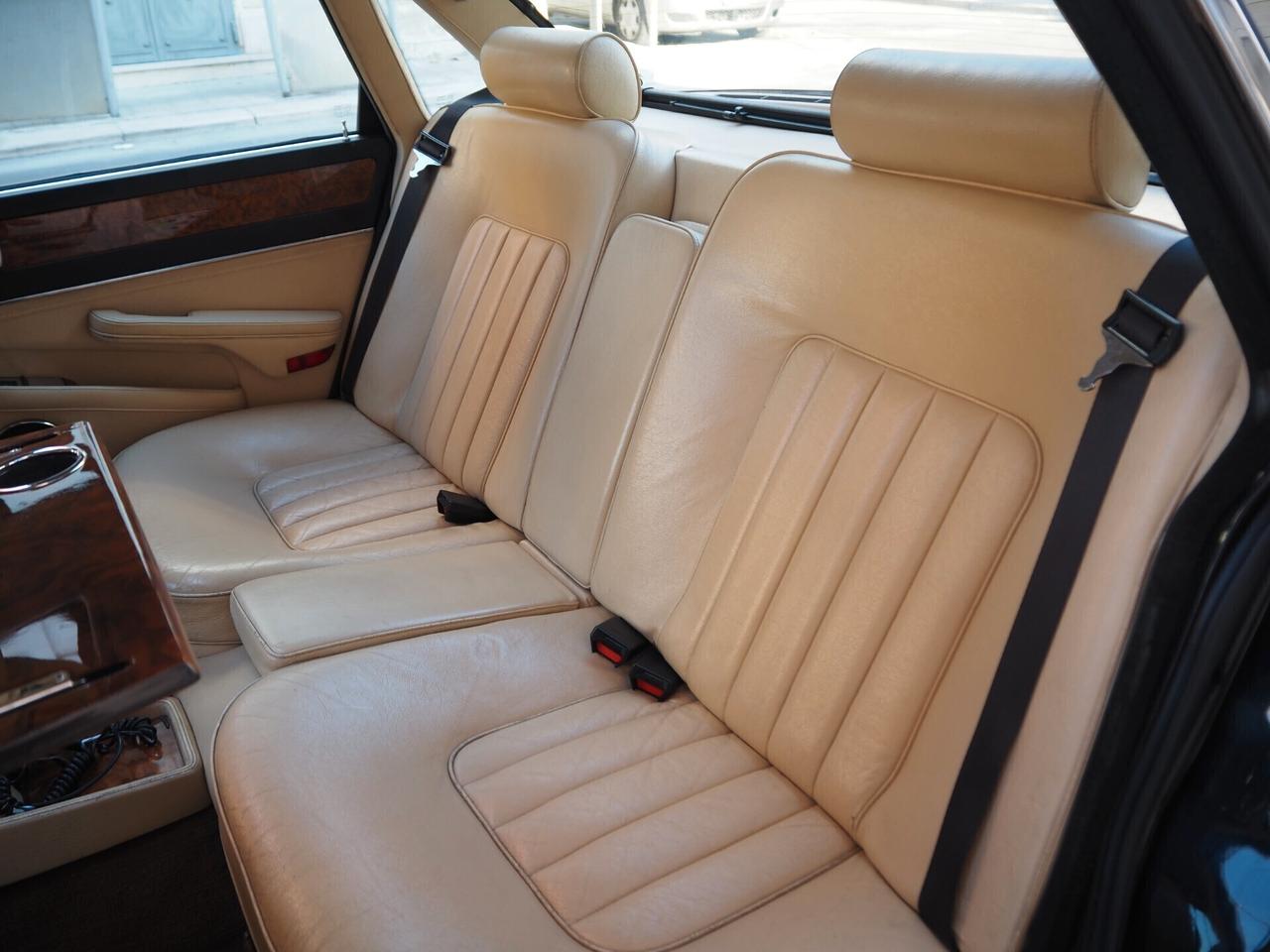 Jaguar XJ40 3.6