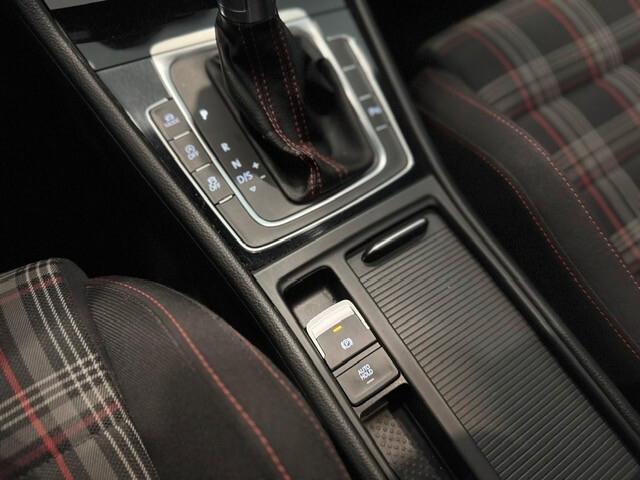 Volkswagen Golf GTI Performance 2.0 245 CV