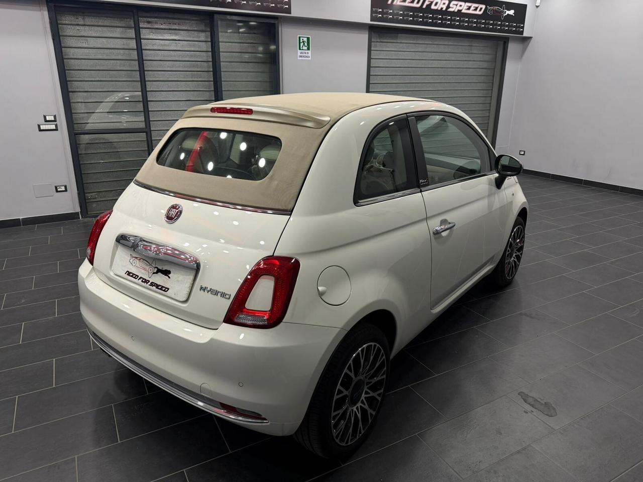 Fiat 500 C 1.0 Hybrid Dolcevita