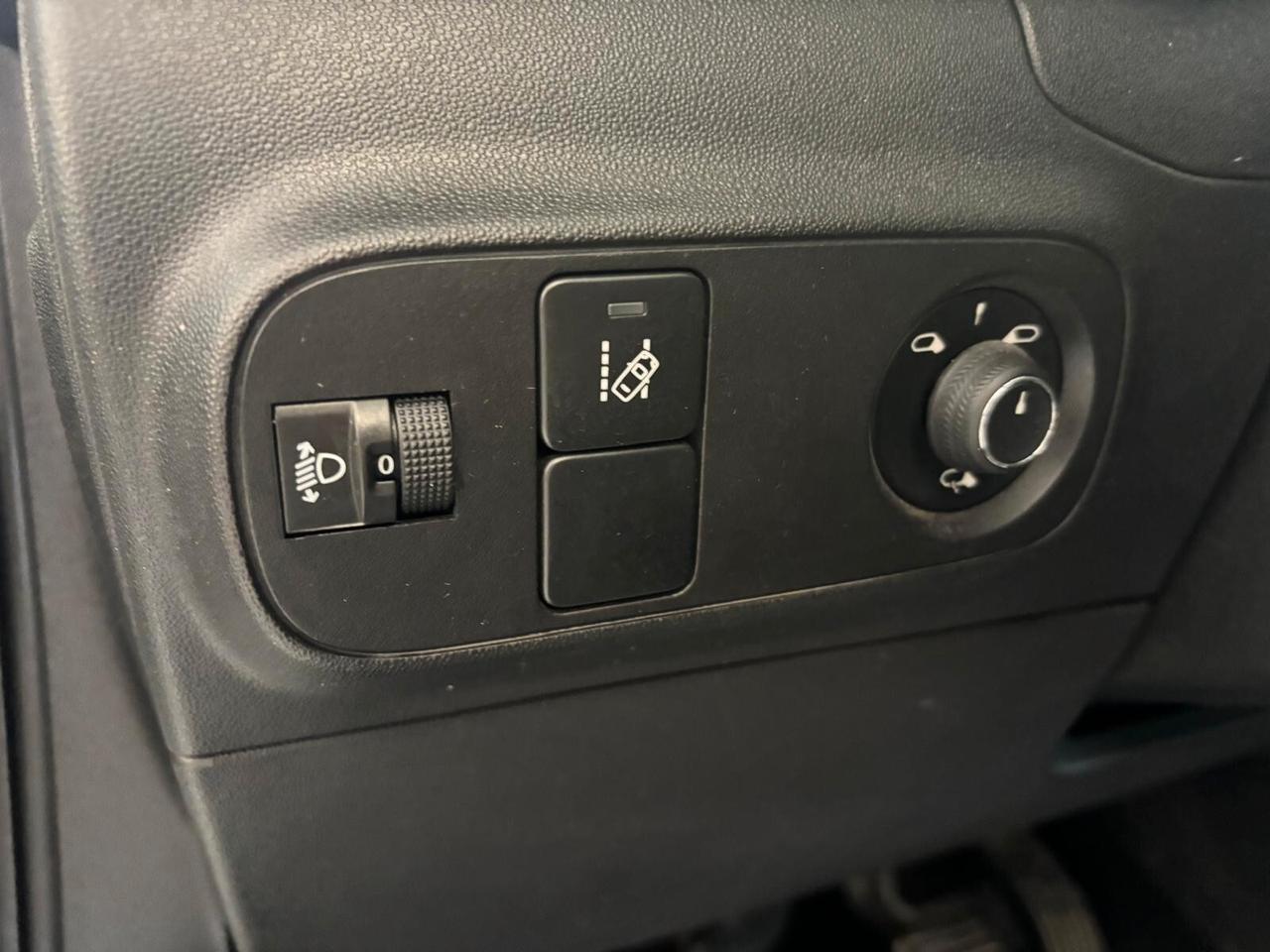 CITROEN C3 ANNO 2019 DS 1.5 ADATTA NEOPATENTATI KM 135 MILA