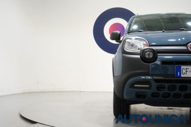 FIAT Panda CROSS 4x4 0.9 TWINAIR TURBO S&S NEOPATENTATI
