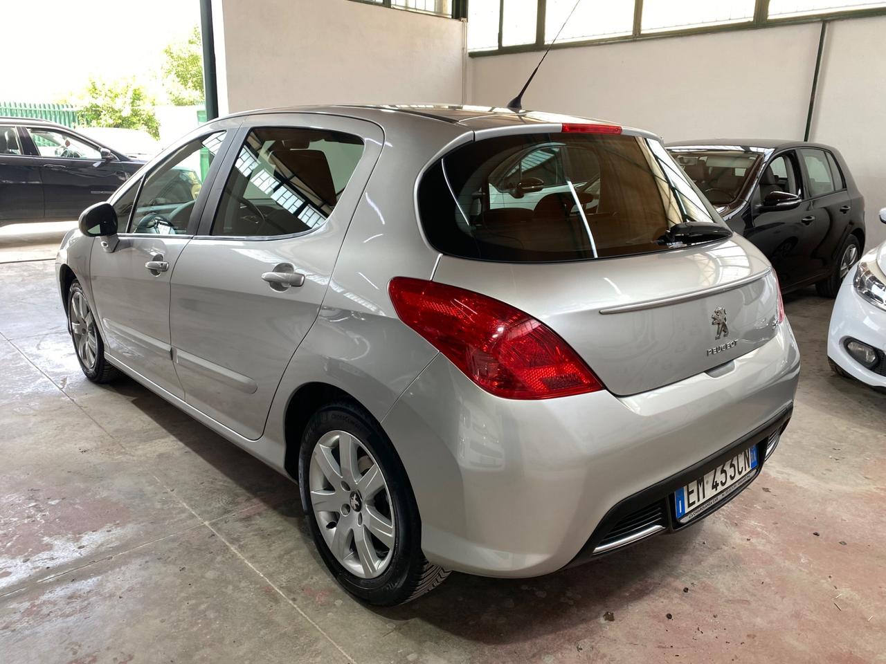 Peugeot 308 1.6 8V HDi 93CV 5p. Active