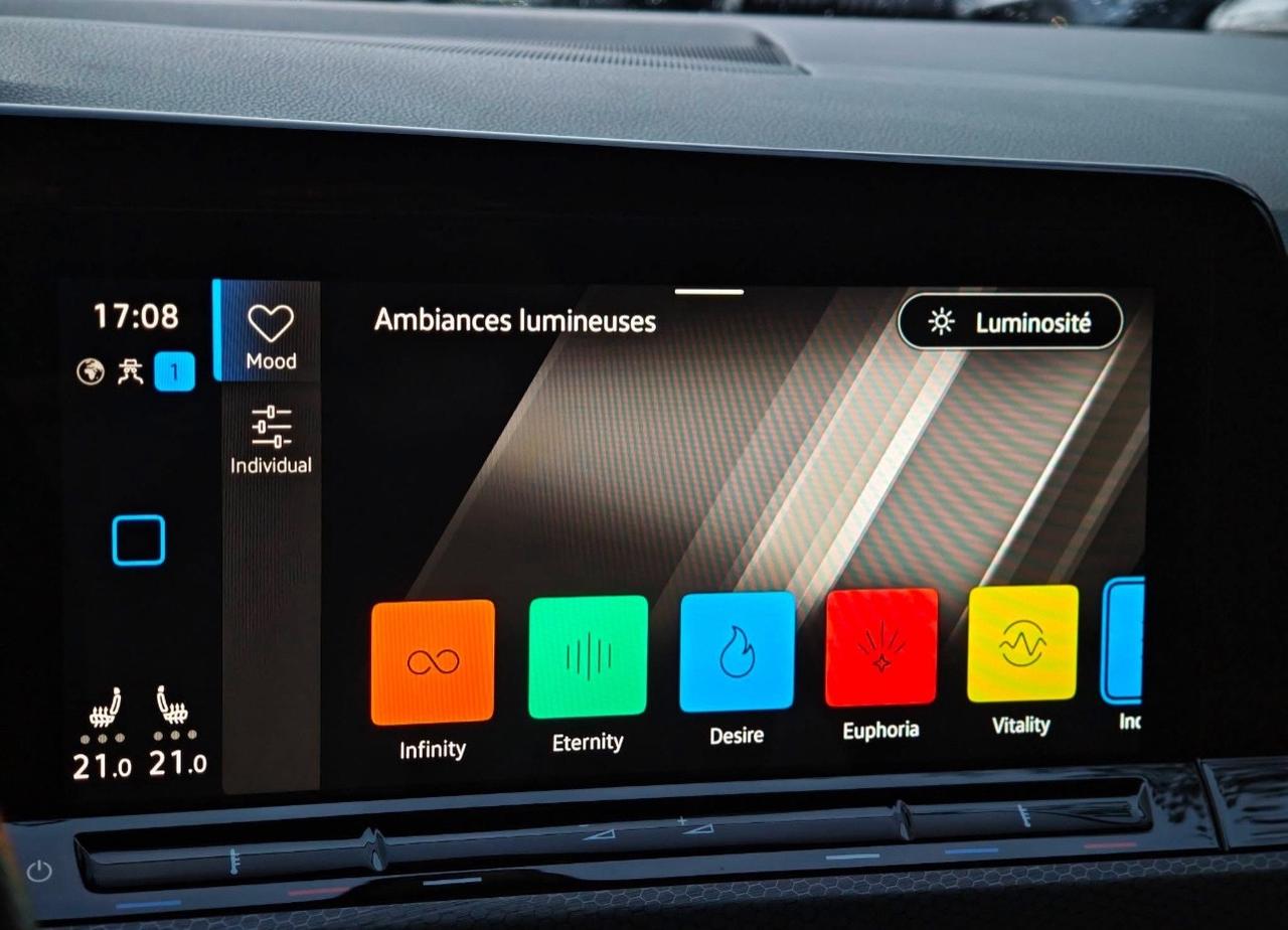 Volkswagen Golf GTI 2.0 TSI