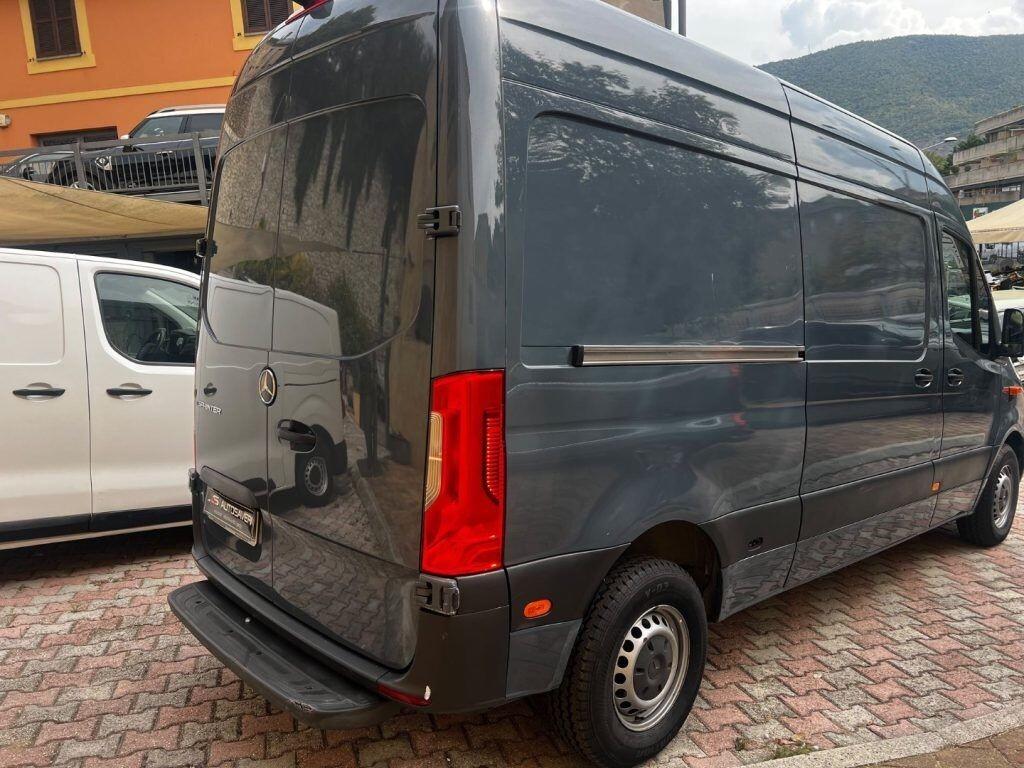 MERCEDES-BENZ ESPRINTER ARMADA ESPRINTER KA