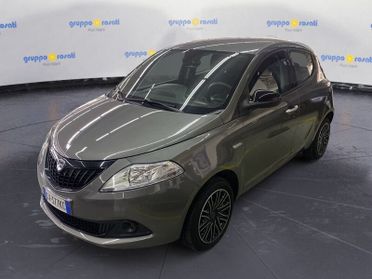 Lancia Ypsilon III 2015 1.0 firefly hybrid Gold s&s 70cv