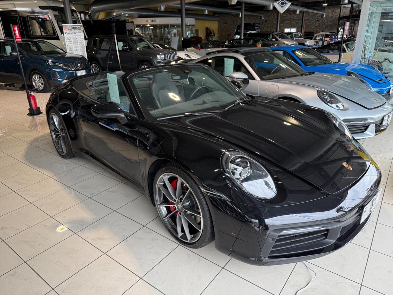 PORSCHE 911 992 CARRERA 4S
