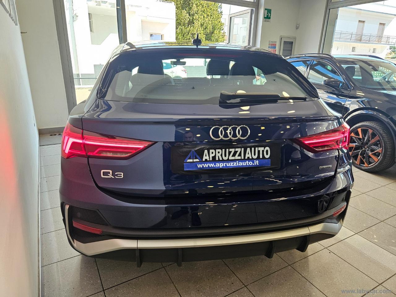 AUDI Q3 SPB 40 TDI qu. S tr. S line edition