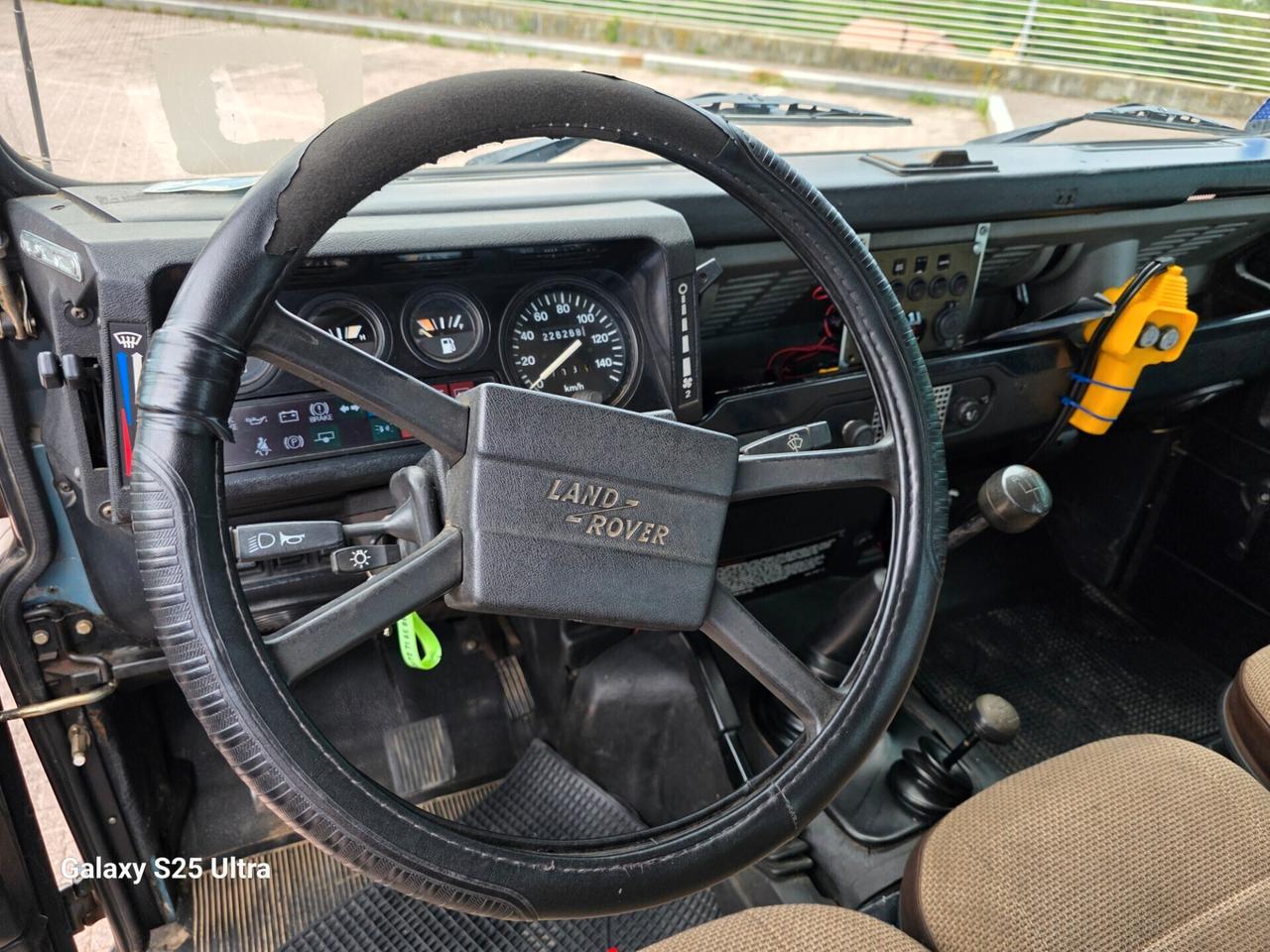 Defender 90 gancio traino vericello
