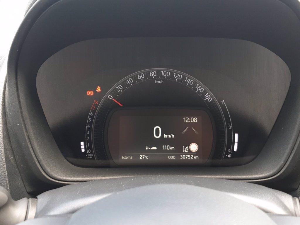 TOYOTA Aygo x 1.0 active 72cv del 2023