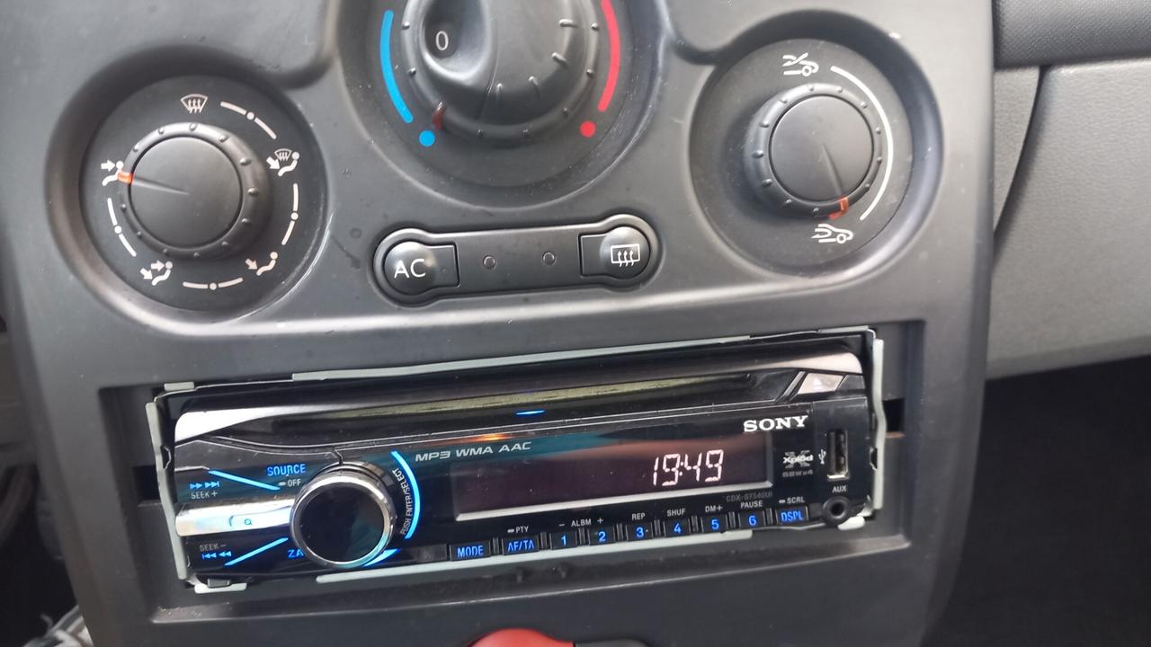 Renault Clio Storia 1.2 3 porte Dynamique