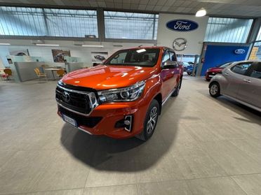 TOYOTA Hilux 2.4 D-4D A/T 4WD 4 porte Double Cab Lounge