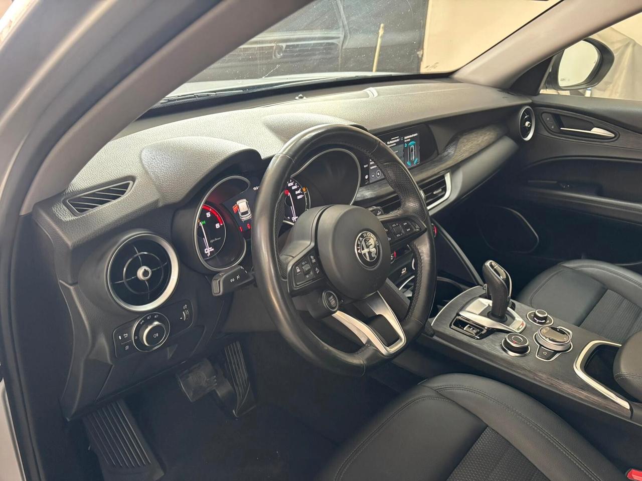 Alfa Romeo Stelvio 2.2 Turbodiesel 190 CV AT8 RWD Executive