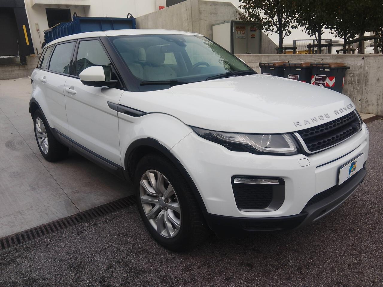 Land Rover Range Evoque 2.0 TD4 150 CV 5p. SE