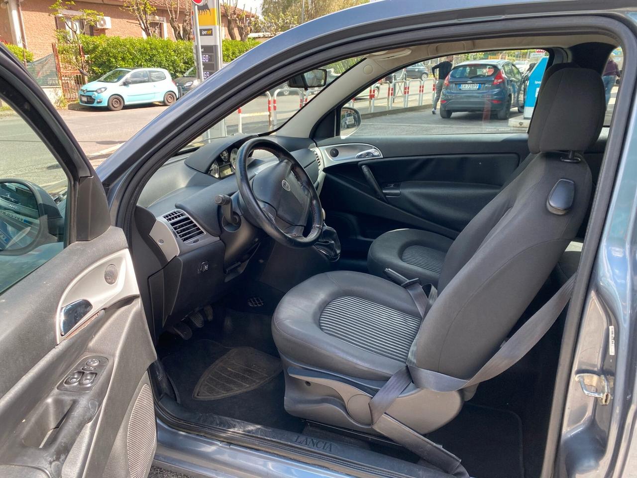 Lancia Ypsilon 1.4 Oro Ecochic GPL