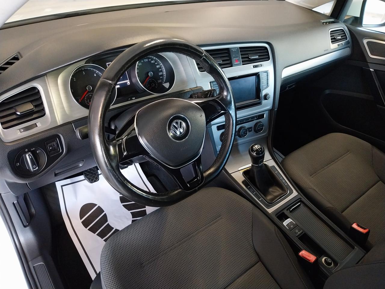 Volkswagen Golf 1.6 TDI 5p. Highline BlueMotion Technology - ok neopatentati