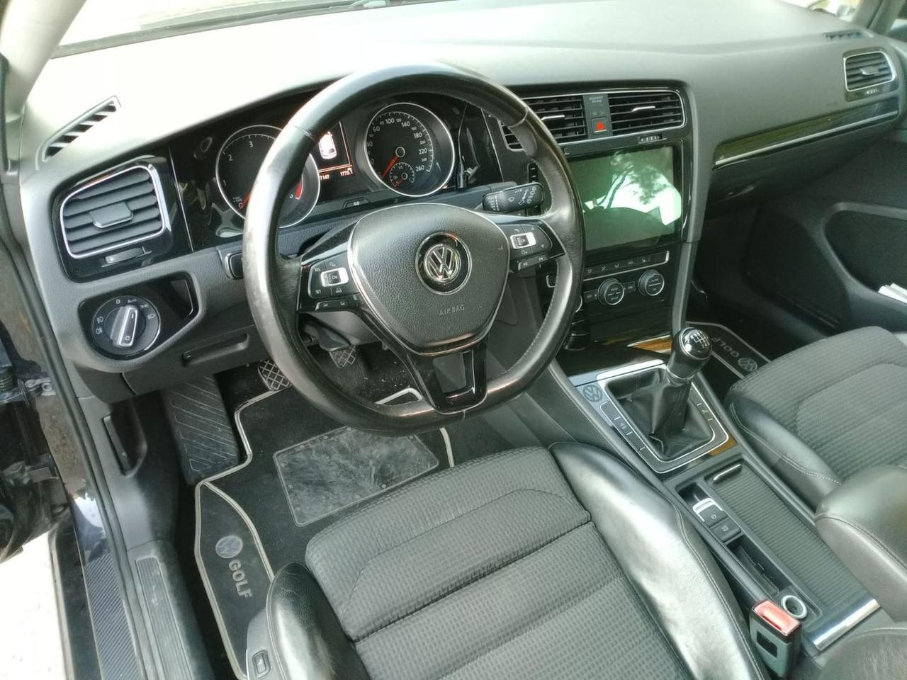 Volkswagen Golf Highline 2.0 TDI BlueMotion  #7353