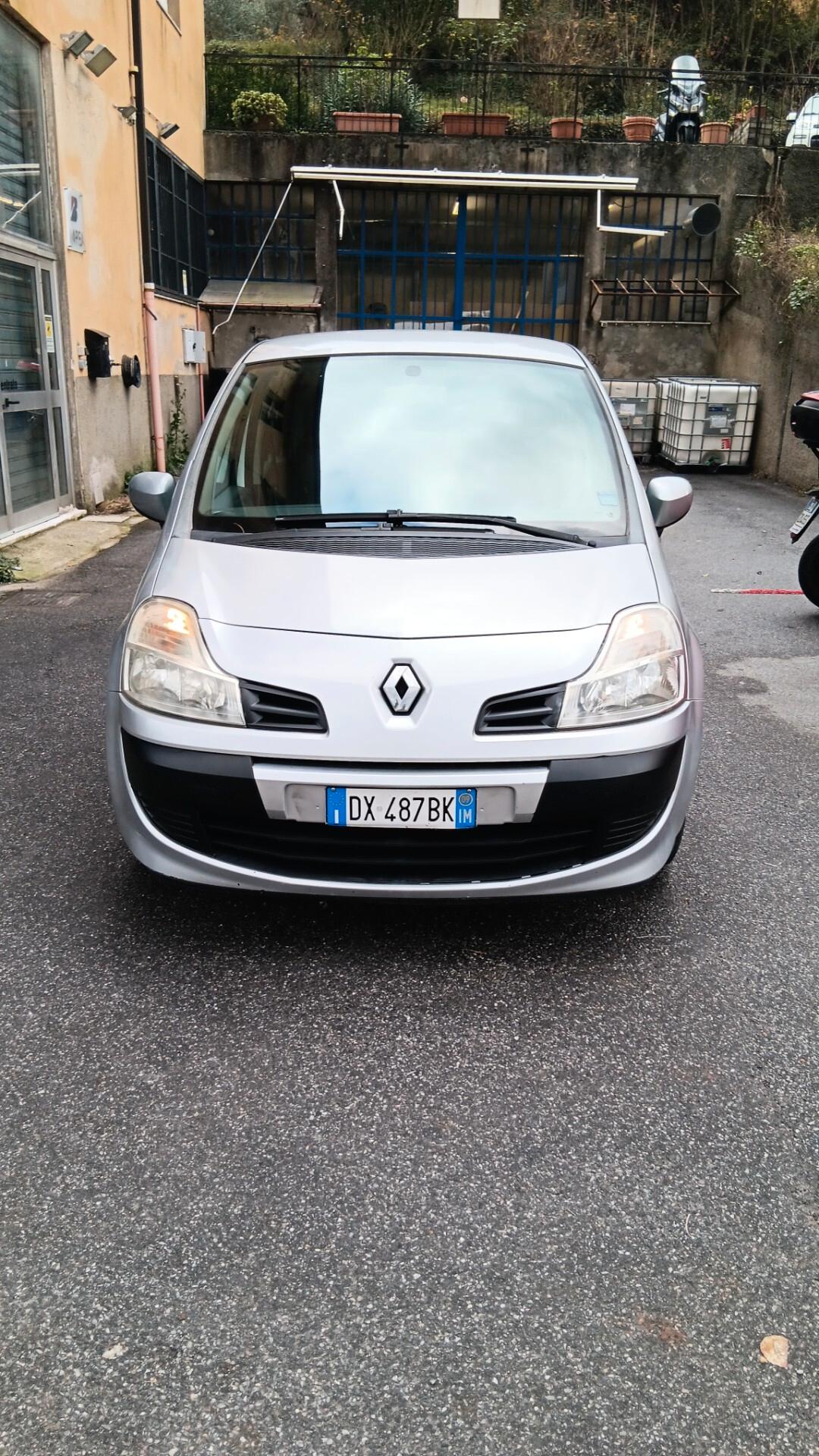 Renault Modus Grand 1.2 16V Dynamique