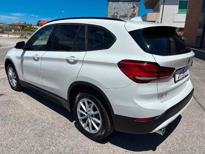 BMW X1 (F48) X1 sDrive16d Business A...