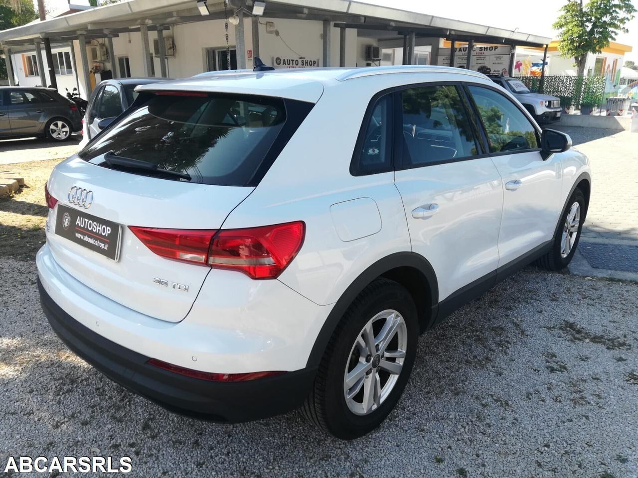 AUDI - Q3 - 35 TDI S tronic S line edition - FINAN