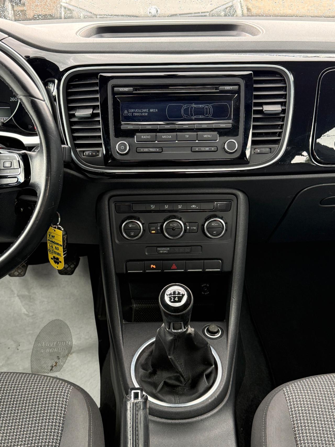 "UNA CHICC " Volkswagen Maggiolino 1.6 TDI