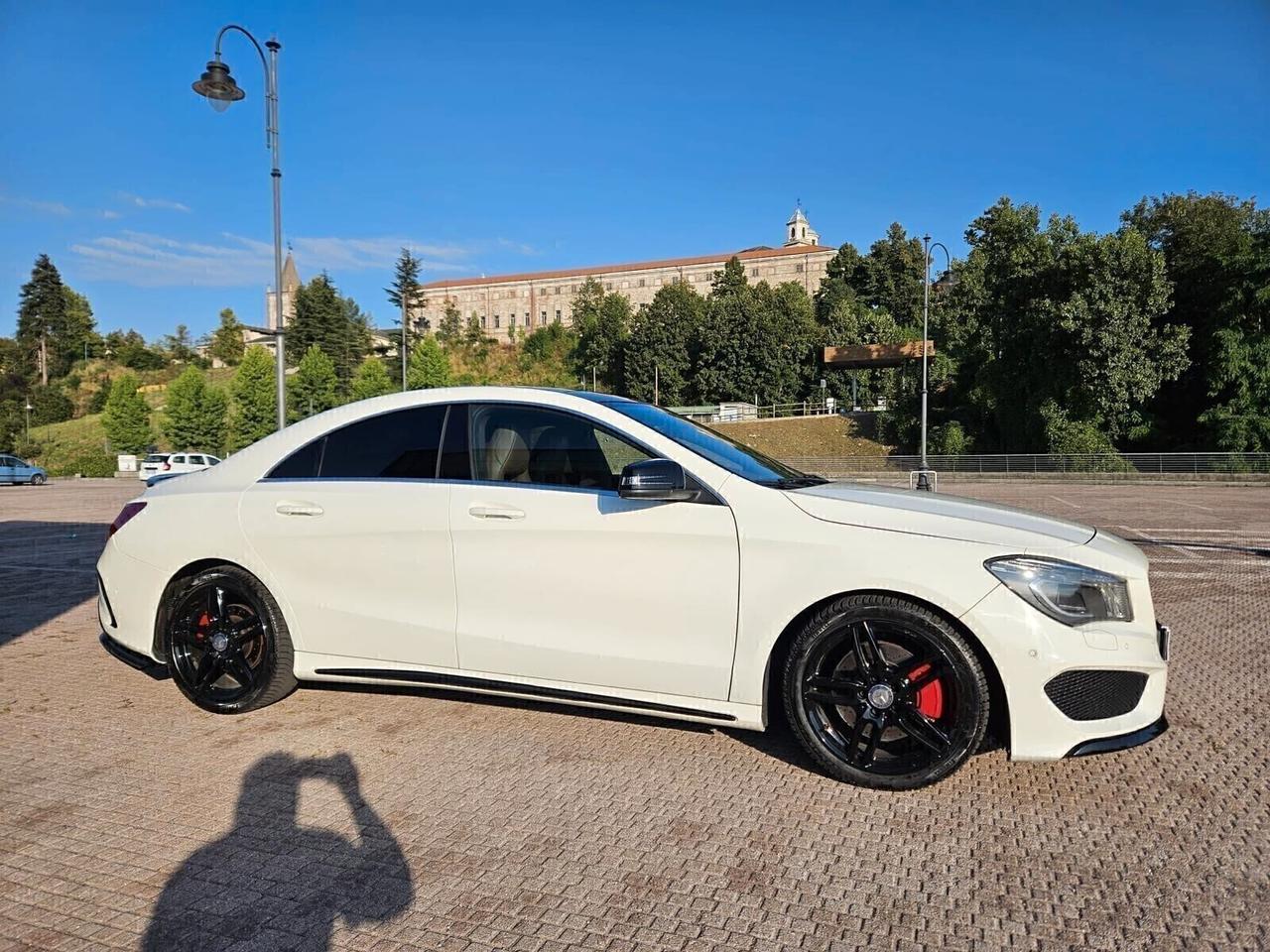 Mercedes Cla 250 AMG tetto apribile valutiamo usato /scambio