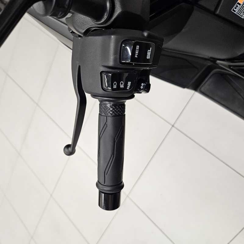 Yamaha X-Max 125 - 2025