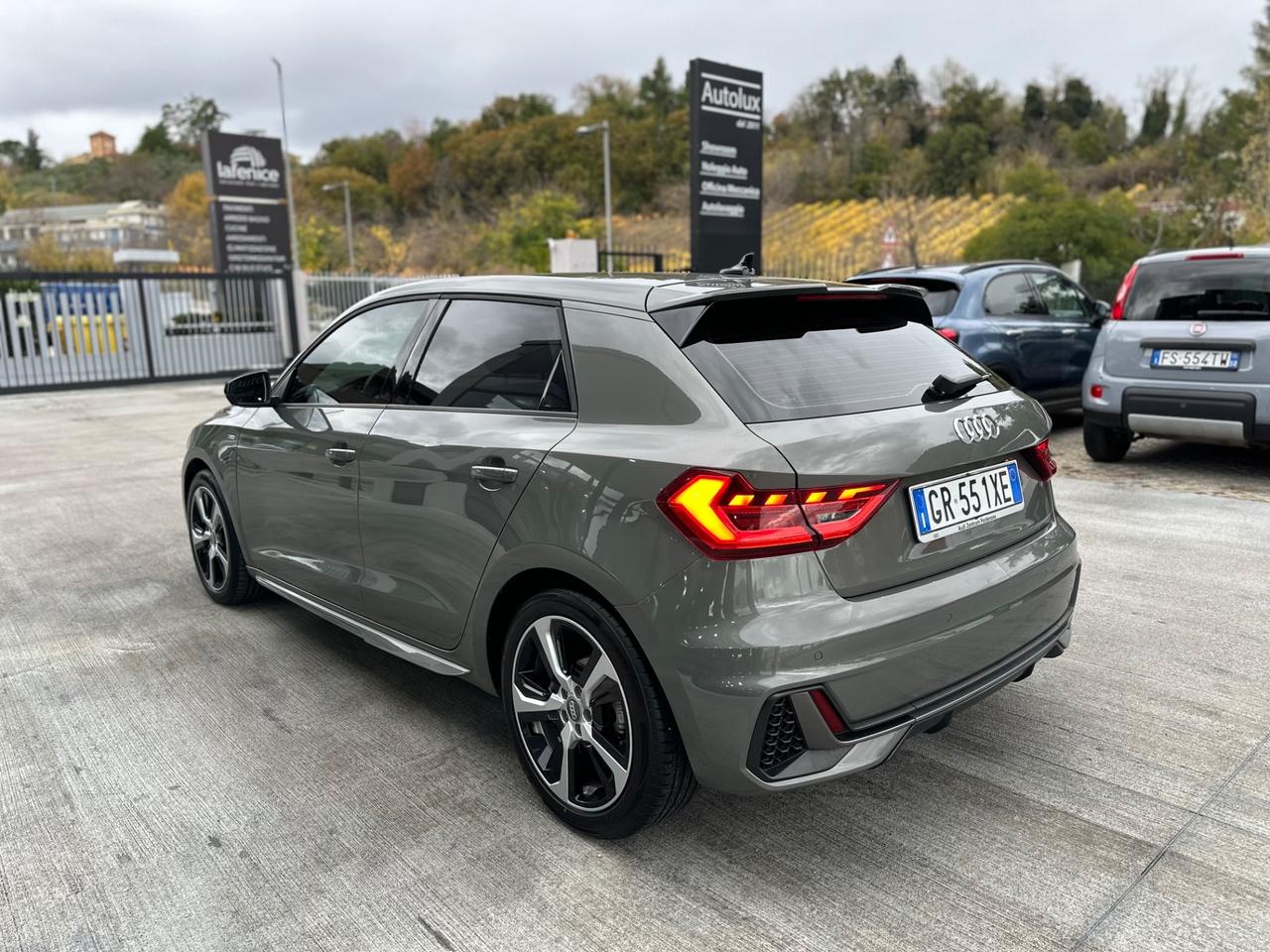 Audi A1 SPB 30 TFSI S tronic line edition