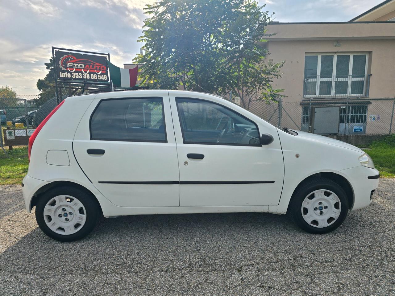 FIAT PUNTO 1.2 BENZINA- GARANZIA- NEOPATENTATI