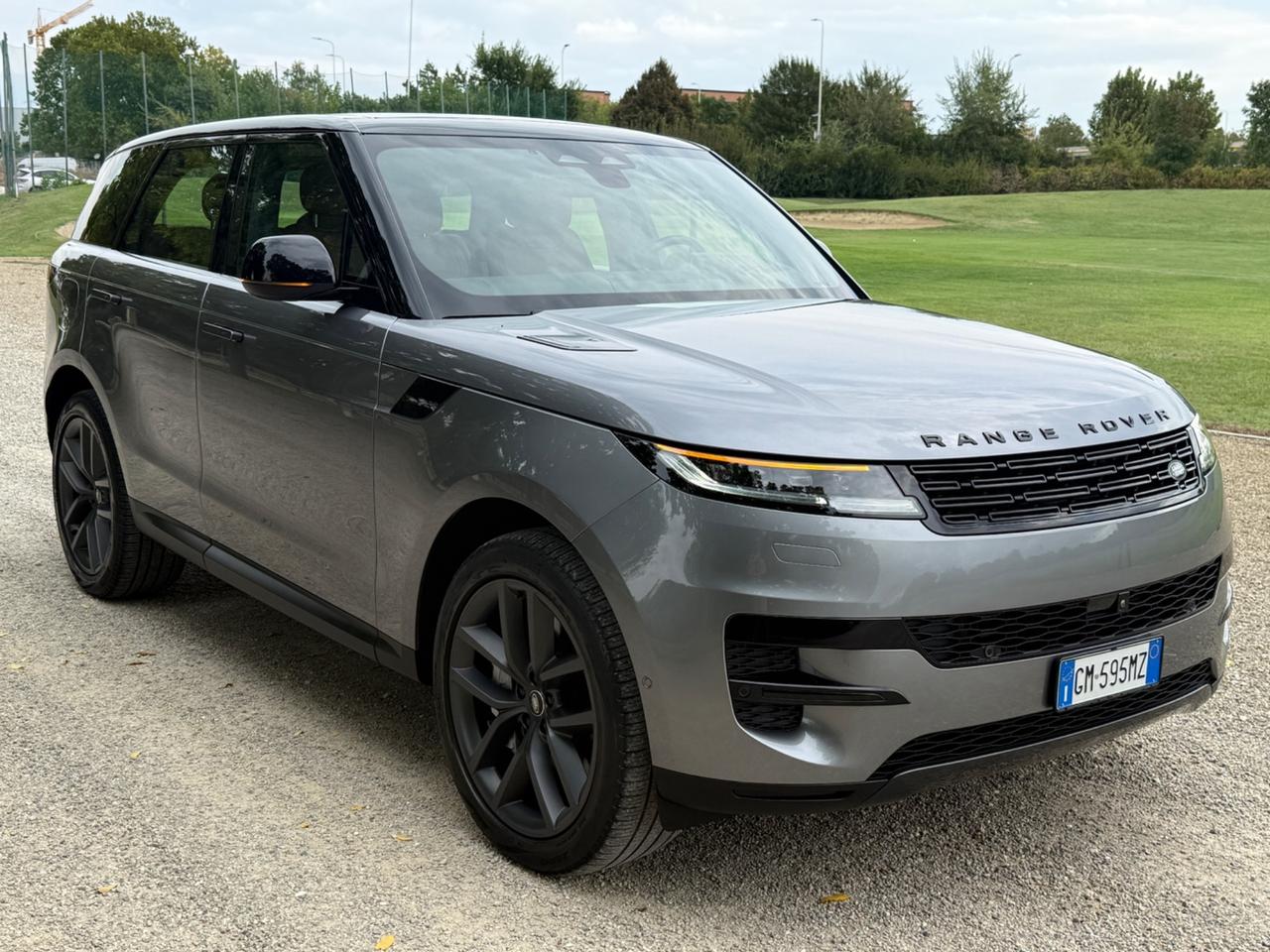 Land Rover Range Sport 3000 V6 PLUG IN-440 CV-TOP PREZZO EU