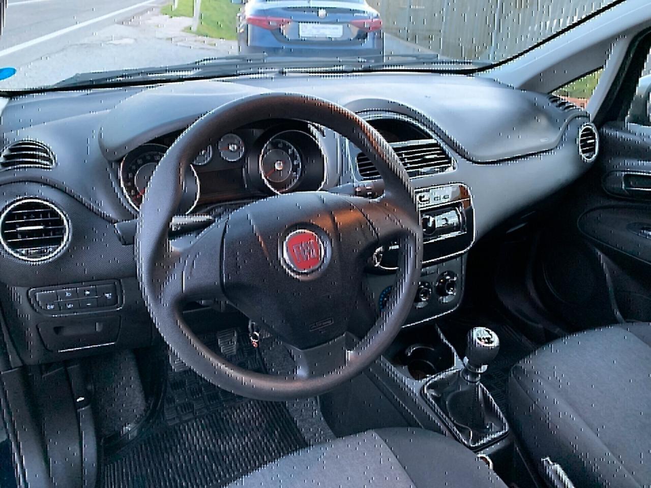 Fiat Punto 1.4 8V Natural Power Young