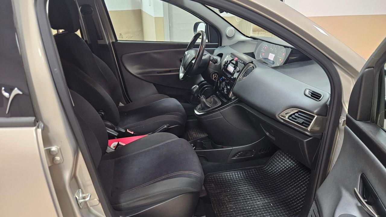 Lancia Ypsilon 1.3 MJT 16V 95 CV 5 porte S&S Gold