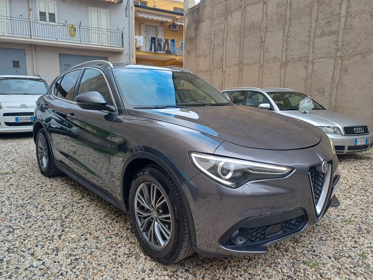 Alfa Romeo Stelvio 2.2 Turbodiesel 180 CV AT8 RWD Executive