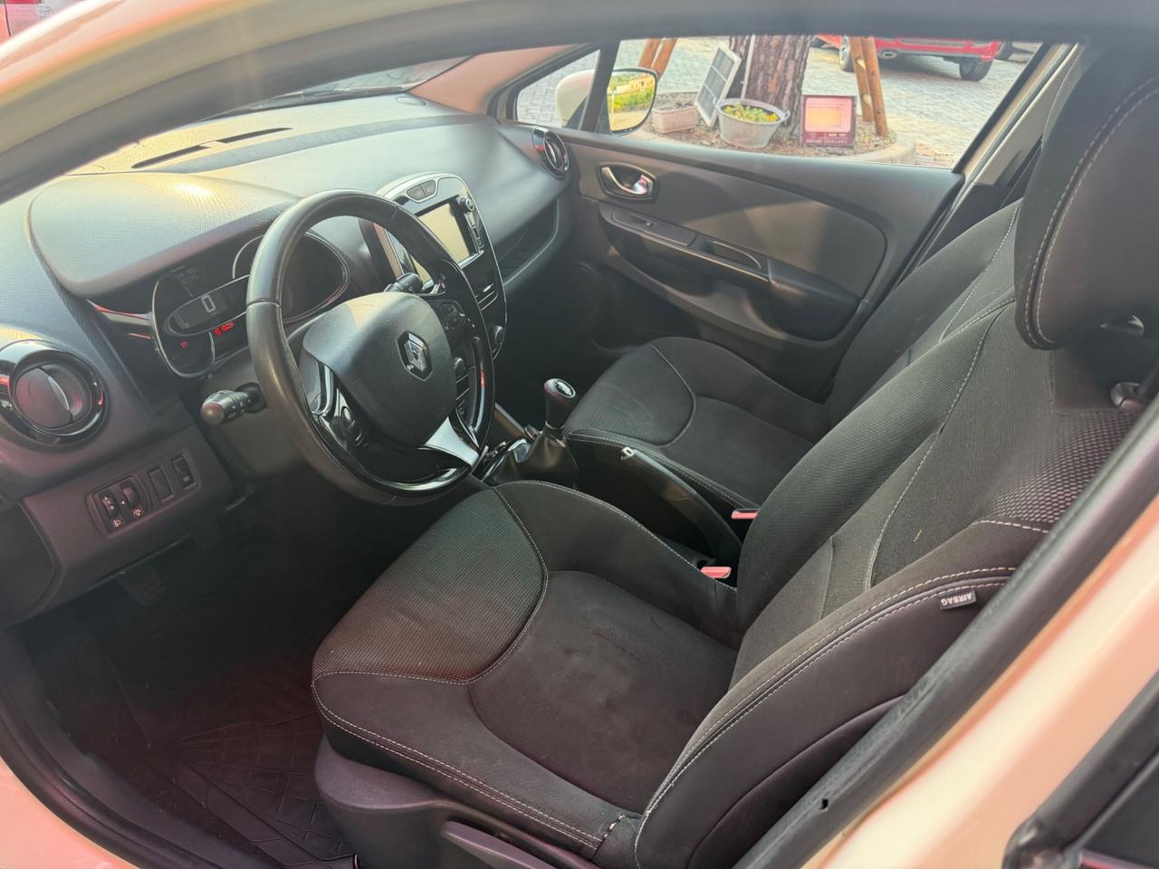 Renault Clio 1.5DCI 90cv 2016 E6b - NEOPATENTATI