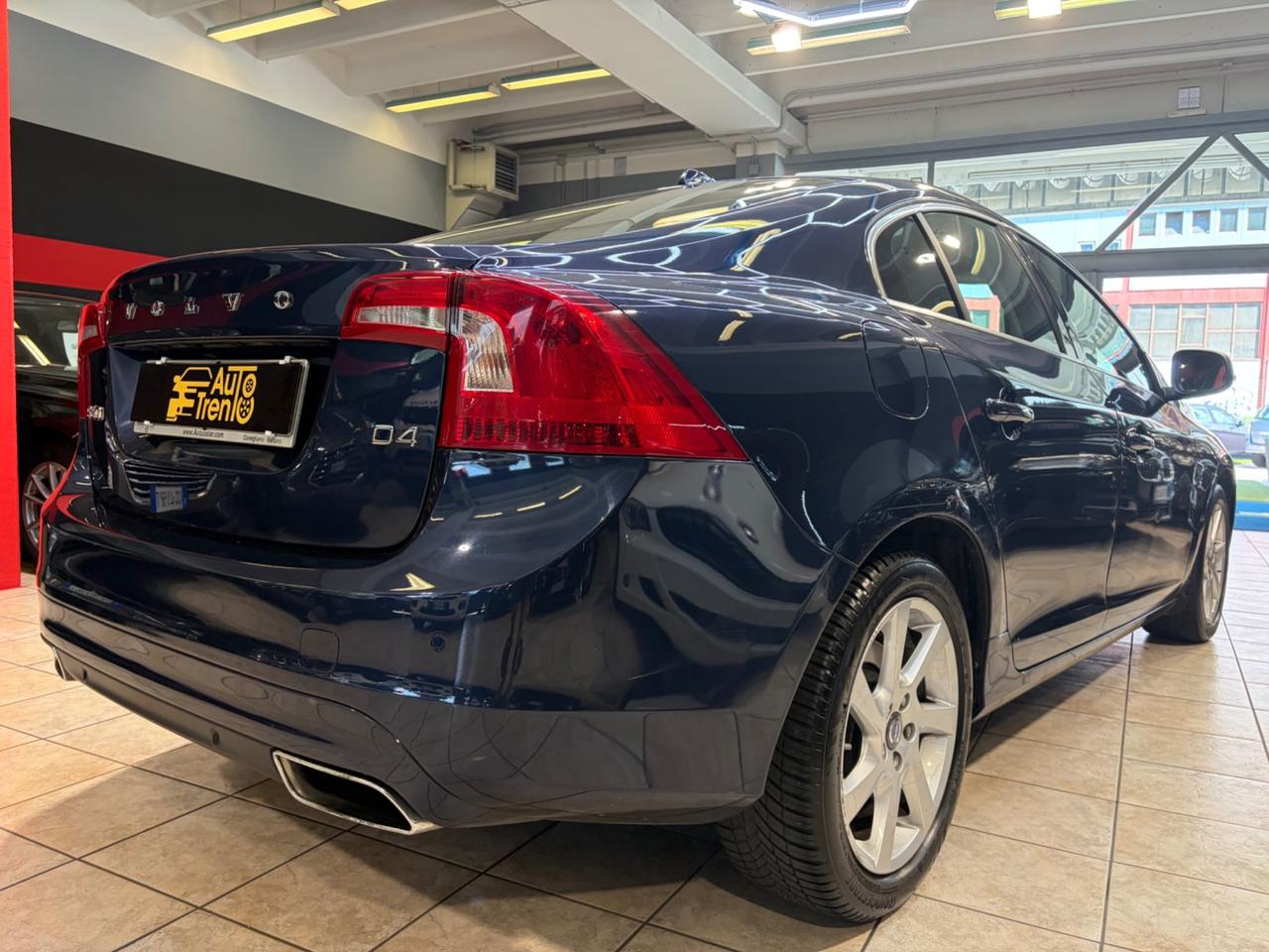 Volvo S60 D4 R-design Momentum unico proprietario