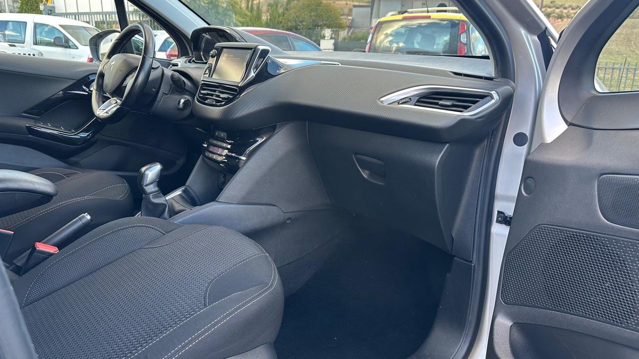 Peugeot 208 BlueHDi 75 5 porte Allure