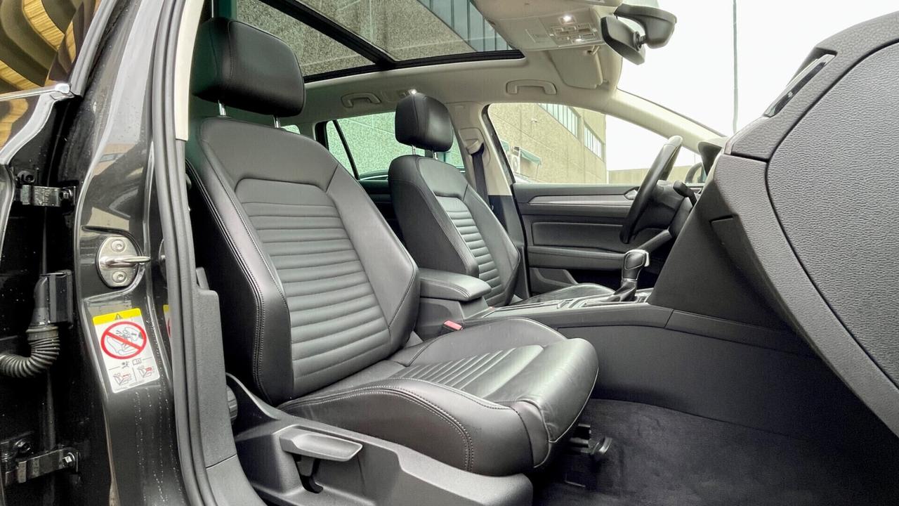 VOLKSWAGEN PASSAT VARIANT 2.0 ALLTRACK 4 MOTION DSG EXECUTIVE BMT 190CV - TETTO, PELLE, VIRTUAL COCKPIT