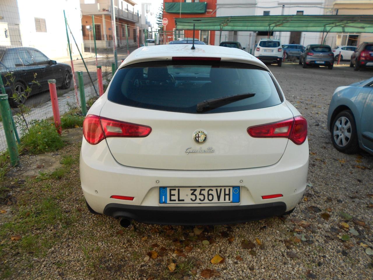 Alfa Romeo Giulietta 1.6 JTDm-2 105 CV Distinctive