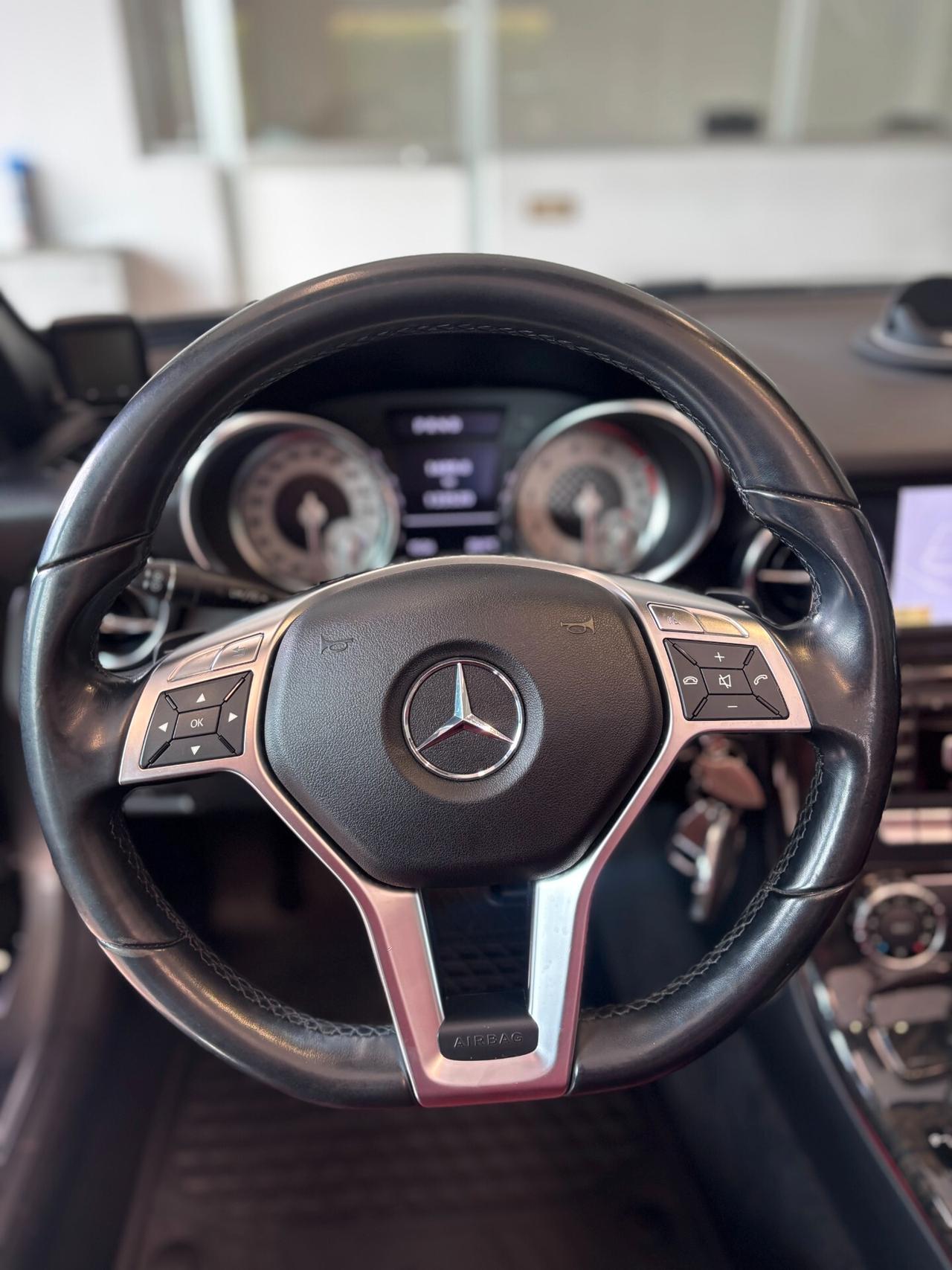 Mercedes-Benz SLK 250 Premium auto*TAGLIANDI CERTIFICATI MERCEDES*