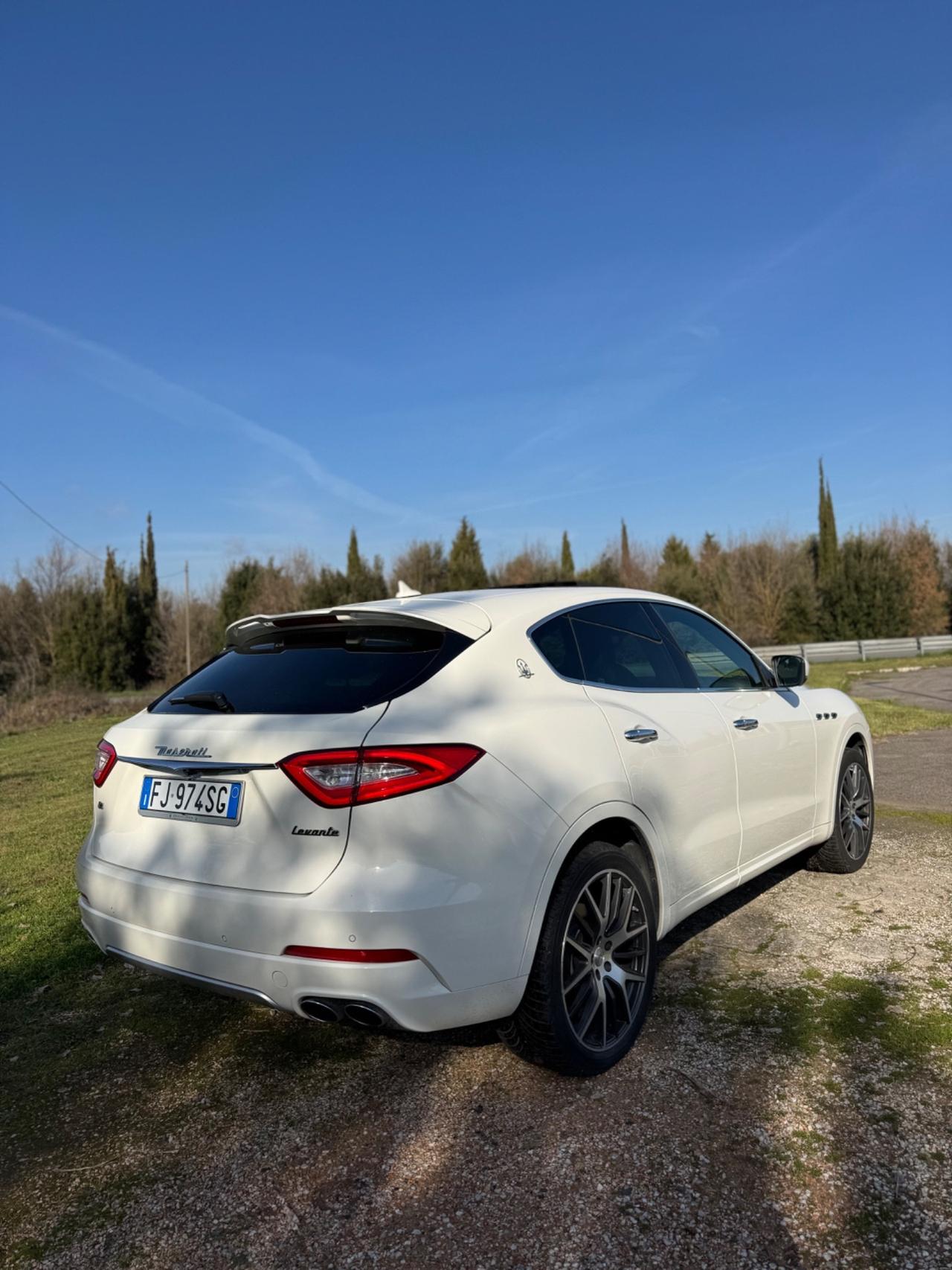 Maserati Levante V6 Diesel 275 CV AWD