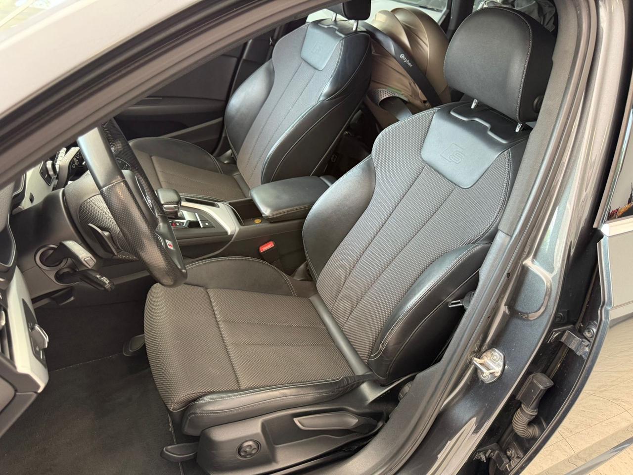Audi A4 Avant 40 TDI quattro S tronic S-LINE FULL