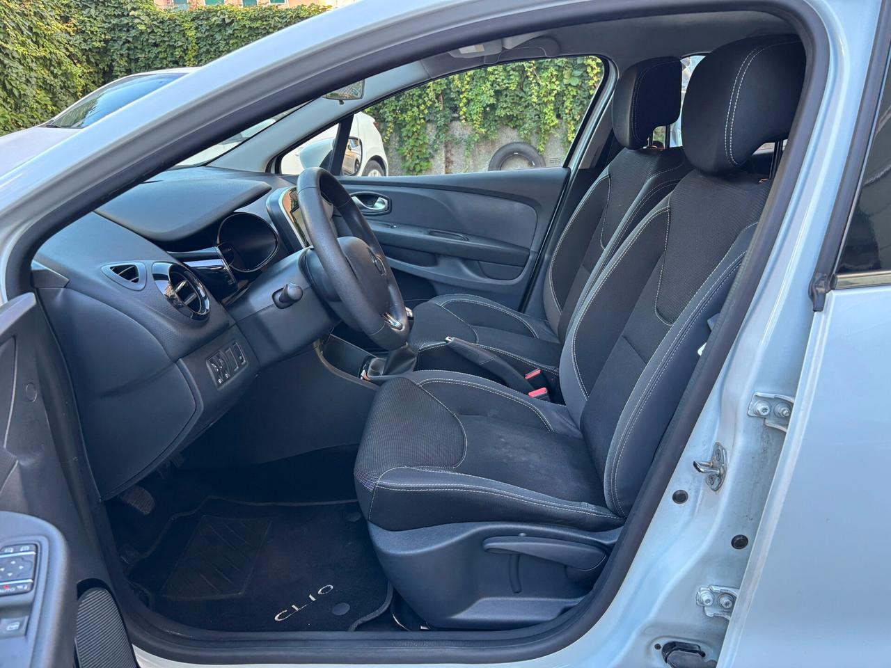 Renault Clio TCe 12V 90CV Start&Stop 5 porte Energy Zen