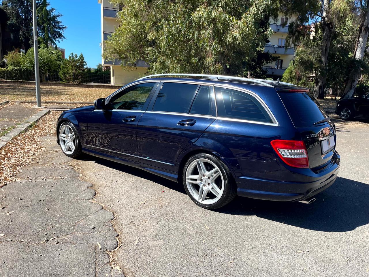 Mercedes-benz C 320 Classe CDI V6 YOUNGTIMER TETTO W204 Avantgarde AMG 4matic auto