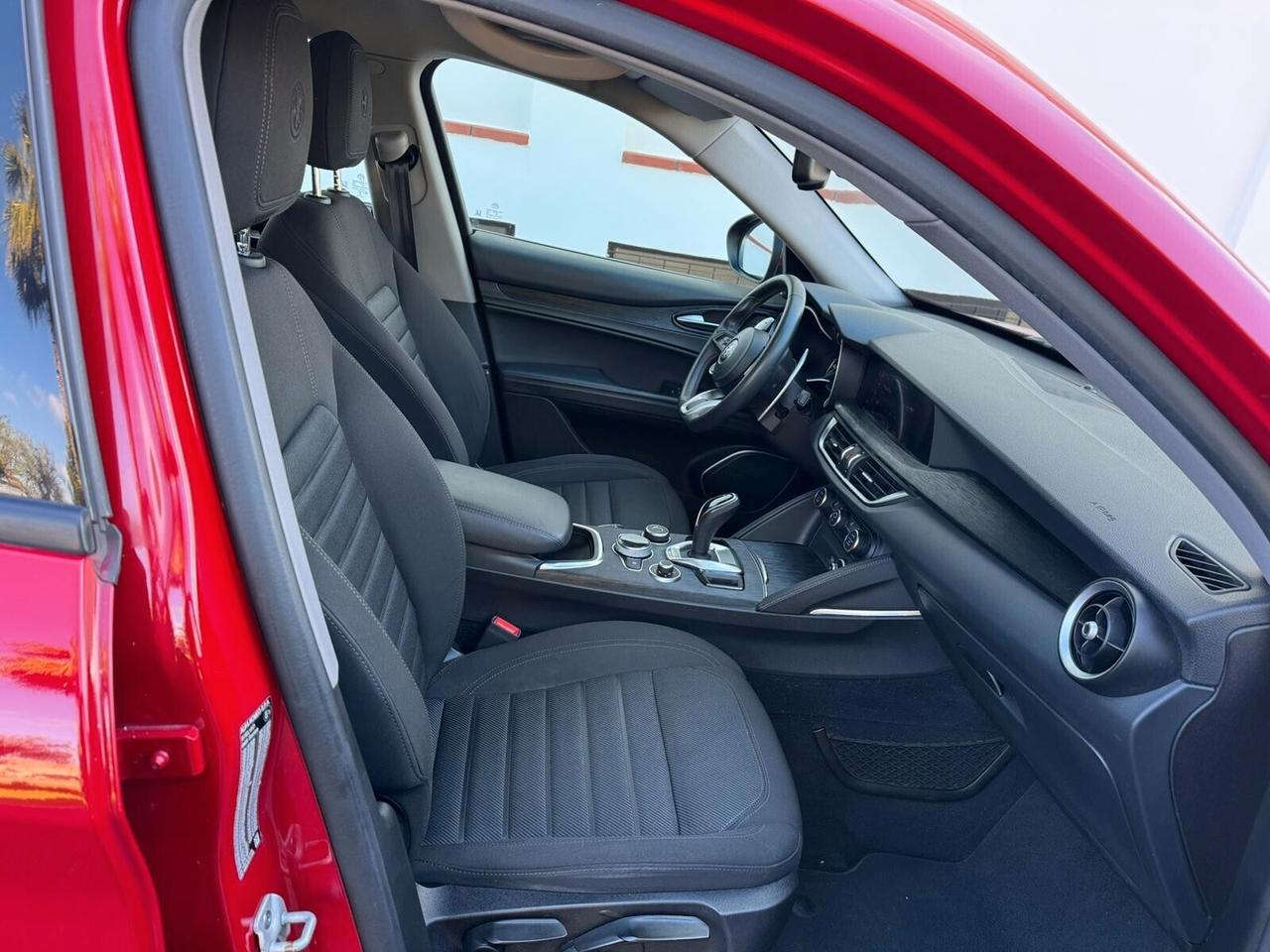 Alfa Romeo Stelvio 2.2 Turbodiesel 190 CV AT8 RWD Business