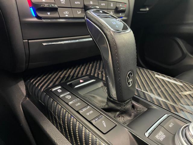 MASERATI Ghibli L4 330 CV MHEV Gransport TETTO / CARBONIO
