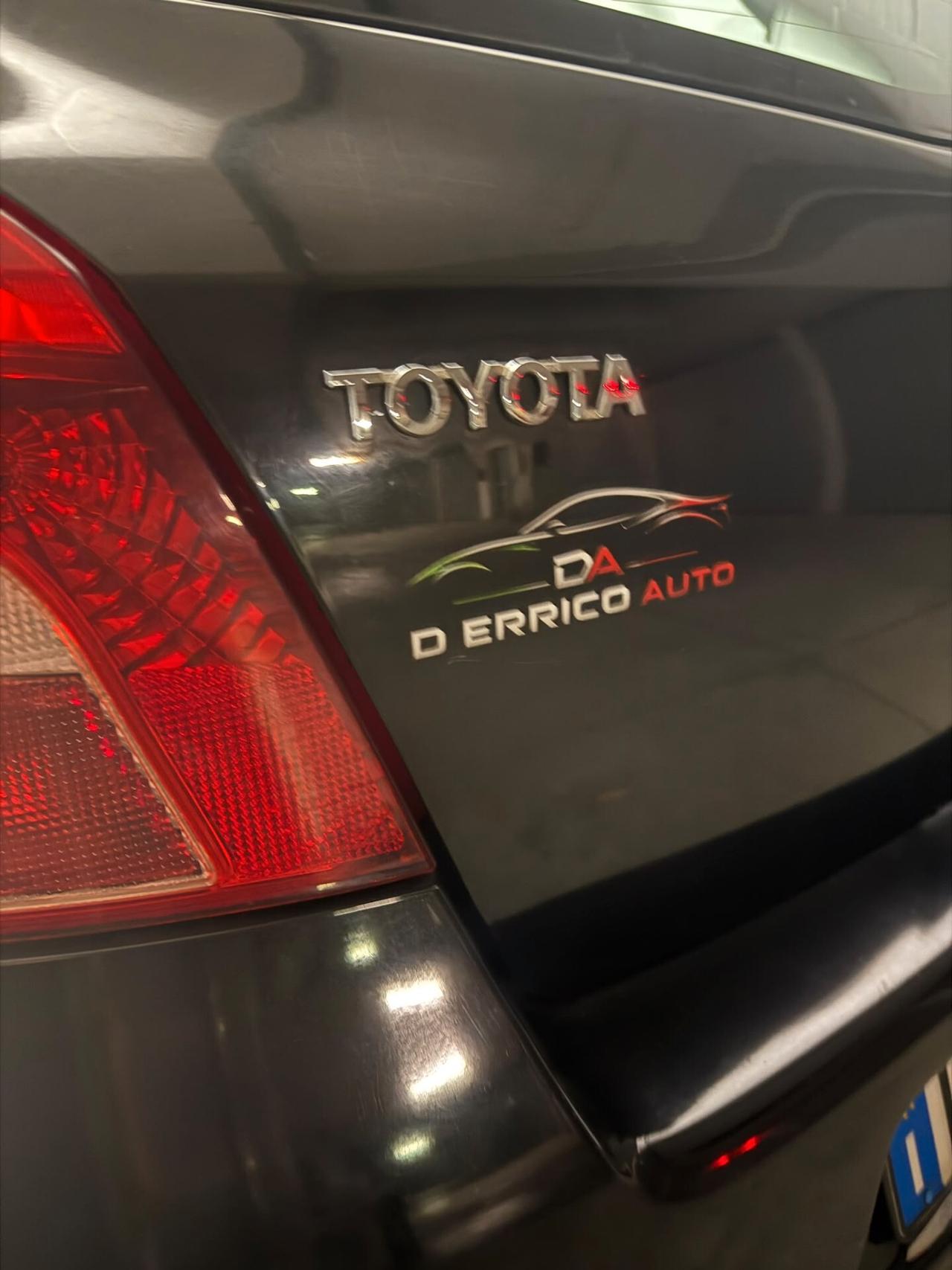 TOYOTA YARIS 1.0 BENZINA GOMMATA NUOVA