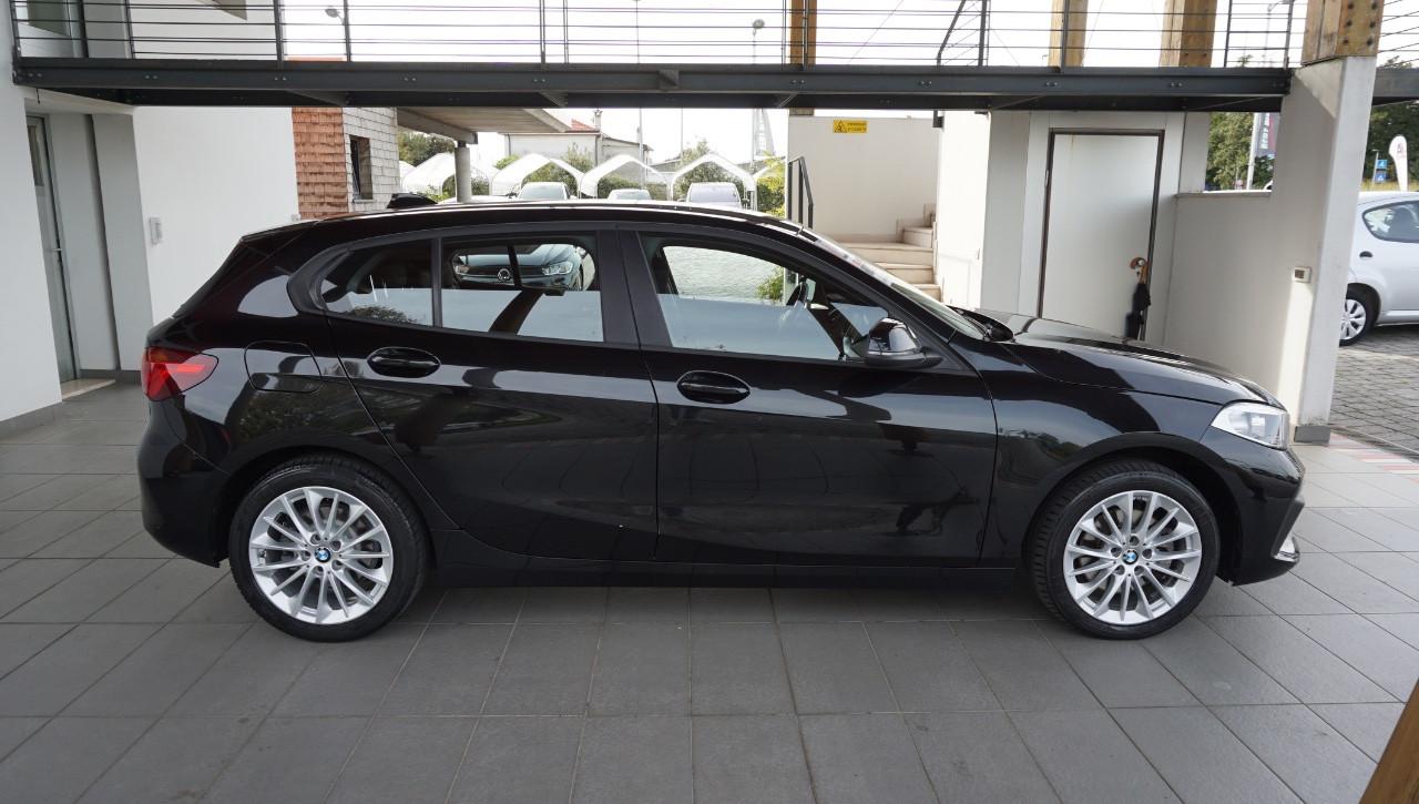 BMW 118 i Business Advantage 140cv auto