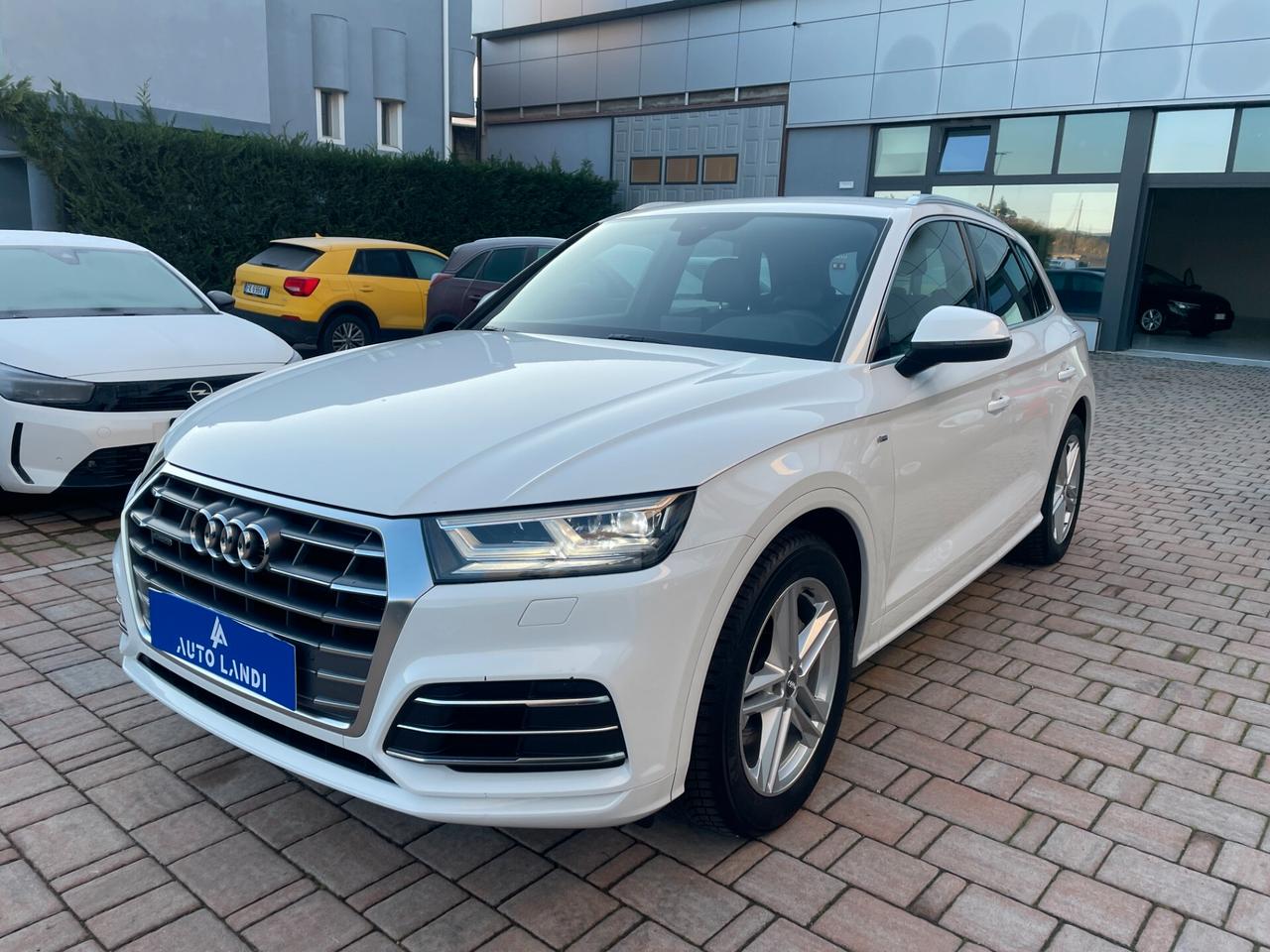 Audi Q5 55 TFSI e quattro S tronic line plus